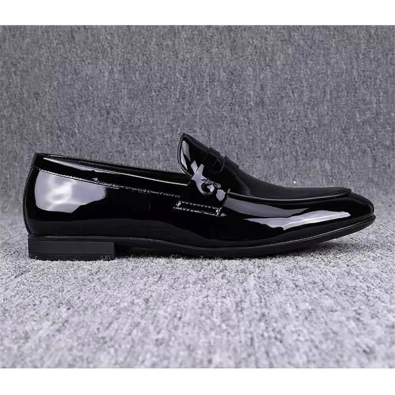 Breathable business formal leather shoes spring and summer new men's shoes shiny lazy slip-on casual shoes