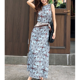 Womens Sleeveless Printed Dress With A Crew Neck