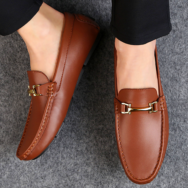 Men Slip on Shoes Luxury Loafers British Style Comfortable Men Moccasins Shoes Genuine Leather Causal Shoes Business