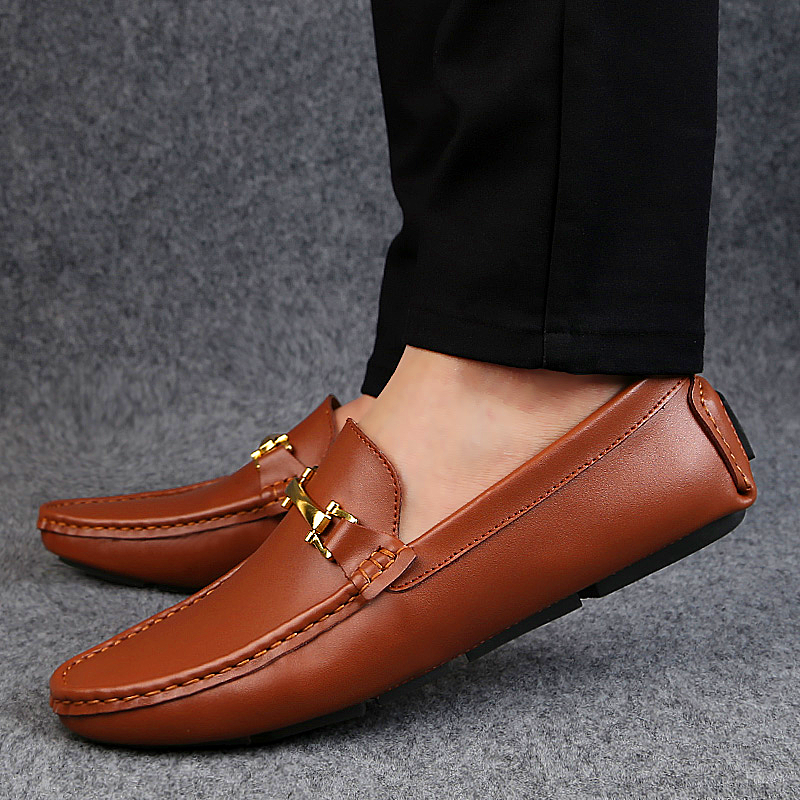 Men Slip on Shoes Luxury Loafers British Style Comfortable Men Moccasins Shoes Genuine Leather Causal Shoes Business