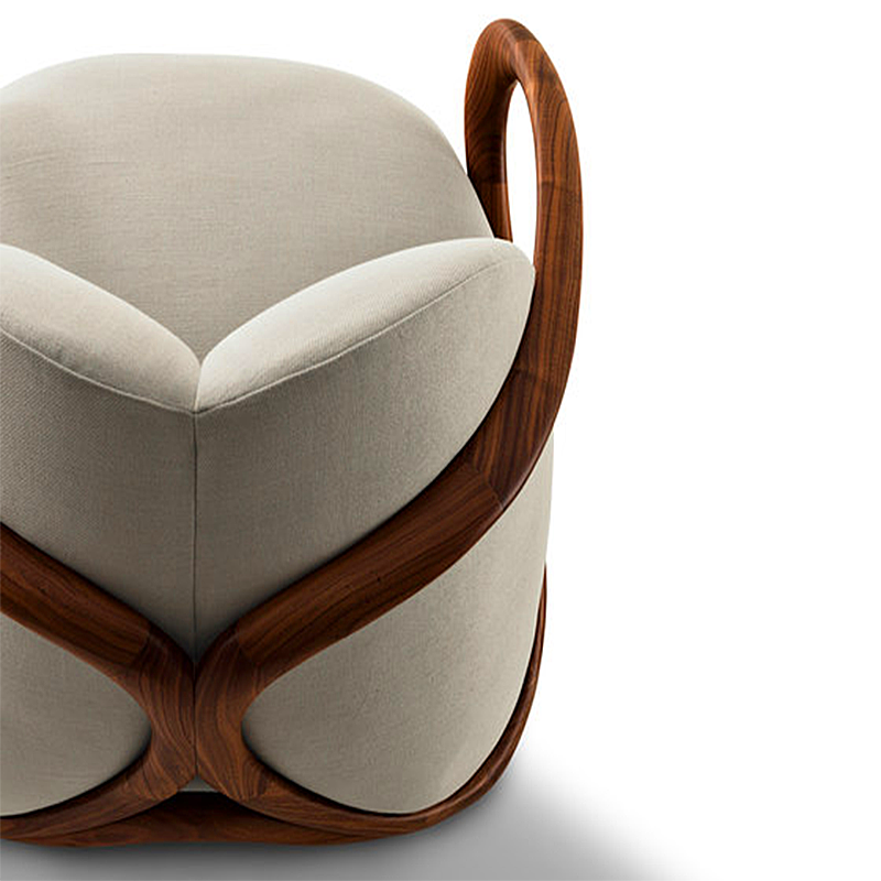 BEST QUALITY HUG ARMCHAIR IN FABRIC AND WOOD